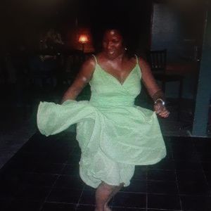 Meet your Posher, Veronica